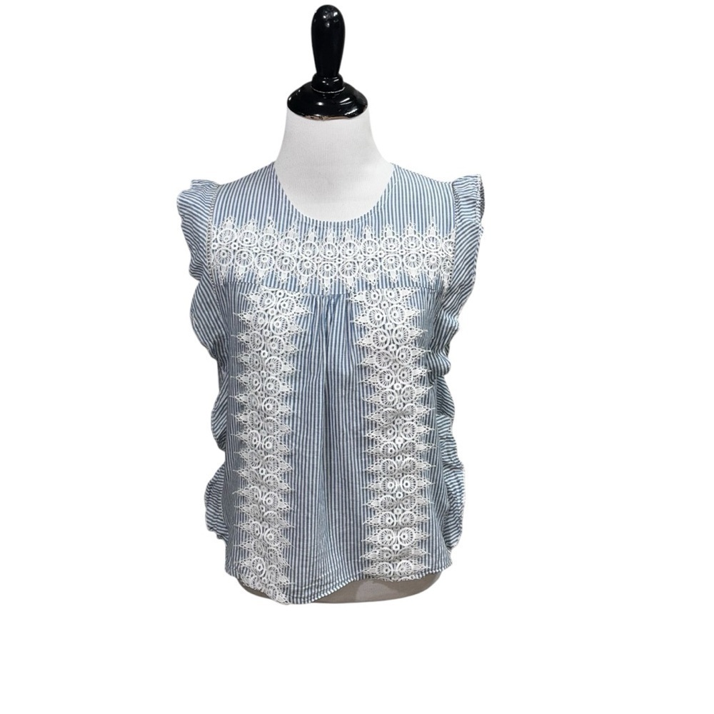 Chicwish Women's M Medium Crochet Reverie Sleeveless Top Lace Trim Striped - Picture 3 of 8